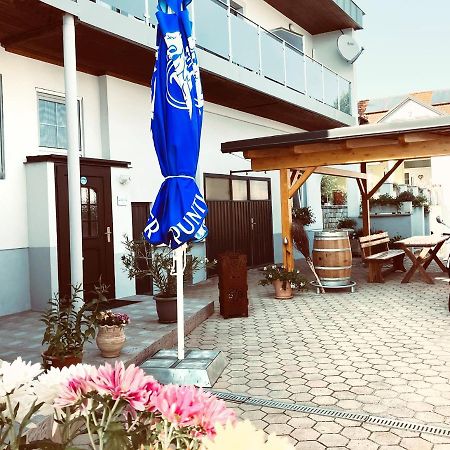 Appartement Michelle Neusiedl am See Bagian luar foto
